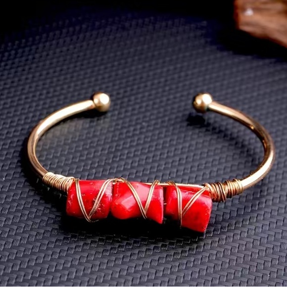 Luxe bohemian natural amethyst cuff bracelet - Picture 4 of 14